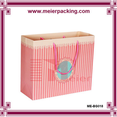 China Pink Gift Paper Bag/Environmental foldable shopping bag/ Custom paper garment bags ME-BG018 supplier