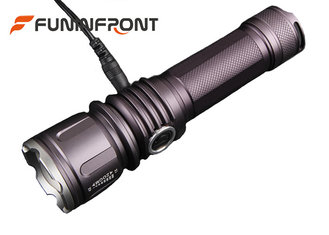 China 350LMs Zoom CREE XPE Q5 LED Flashlight Rechargeable for 200 Meters Long Shot supplier