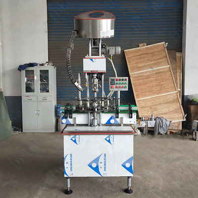China Automatic Single Head Glass Bottle Aluminium Cap Screw Capping Machine supplier