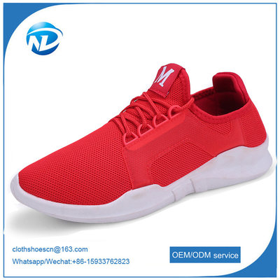 China Mesh Fabric Breathable Shoes For Couples Light Weight Walking Shoes supplier