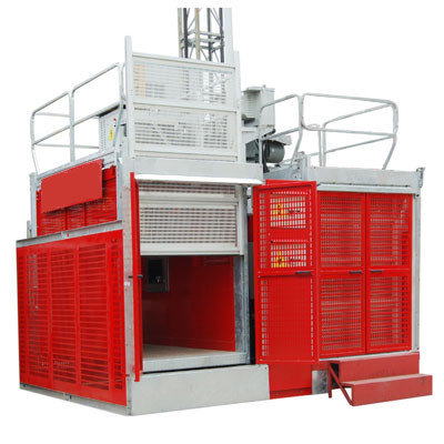 China Painted Industrial Lift 2000kg 3 × 1.3 × 2.5 m, Building Material Handling Hoist supplier