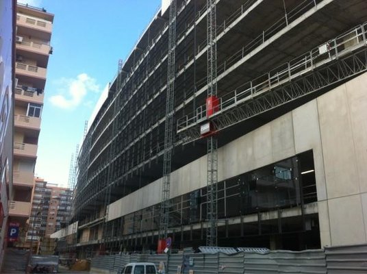 China Mast 450 Construction Mast Climbing Work Platforms Safety, Masts Match with Elevators supplier