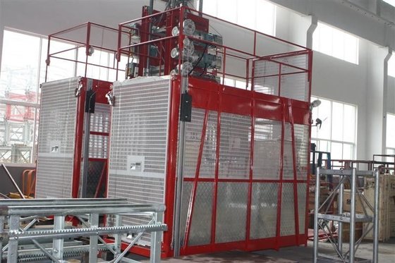China 12 - 38 Passenger or 1.6T Construction Material Lifting Hoist Equipment with CE supplier