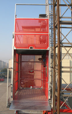 China Durable VFD Rack And Pinion Hoists For Oil Fields And Chemical Industry supplier