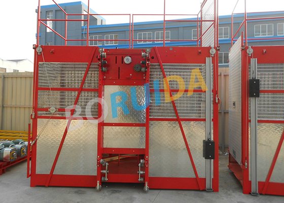 China 60m Single Cage Construction Material Hoist , Steel Galvanized Material supplier