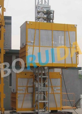 China Ramp Door Style Construction Material Lifting Hoist , Construction Lifting Equipment supplier