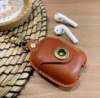 China For AirPods 2 &amp; 1 Leather Case Protective Silicone Cover and Skin Compatible with Apple AirPods supplier