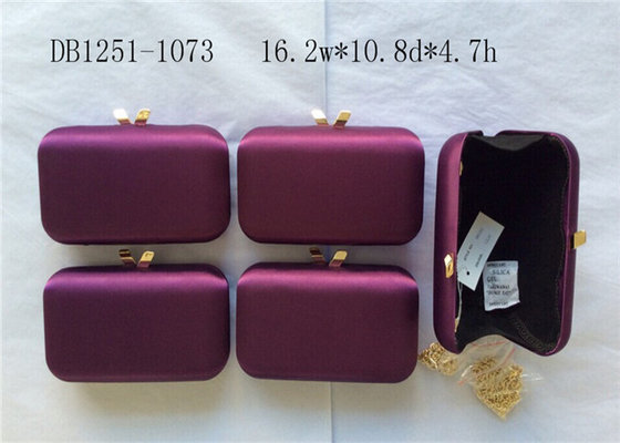 China Customized Recyclable Womens Satin Clutch Bag Two Magnet Metal Hook supplier