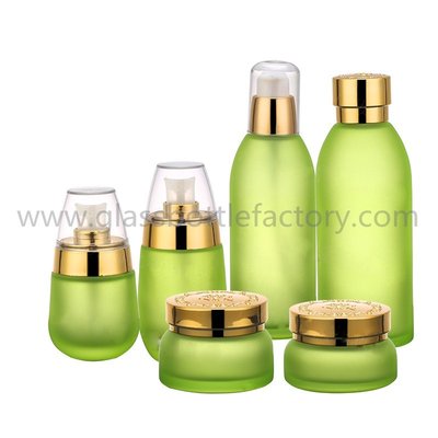 China 30ml,50ml,100ml,120ml Green Glass Lotion Bottles and 50g,30g Glass Comsetic Jars supplier