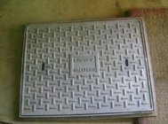 Manhole cover for dewatering
