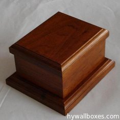 China Wooden Pet urns HWUR01 supplier