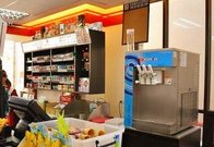 [Purchased by 7-Eleven]Oceanpower ice cream machine/Frozen Yogurt Machine/Soft serve