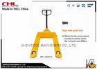 Best 2500KG Capacity manual pallet jack for Material Handling With Super Wide for sale