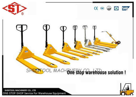 China Hand 2.5 ton pallet jack Truck with casting pump moving cargo in warehouseon sales