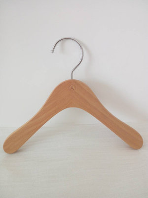 China child or pet  clothes wooden  hanger supplier