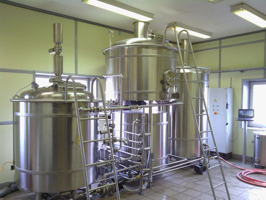 2000L microbrewery equipment full set of production line supply from China