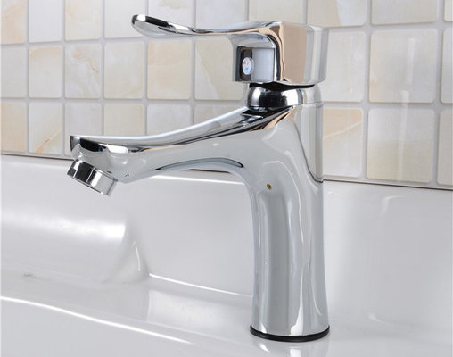 China Brass Single Hole Basin Faucet Weight is 750g Just need USD10.5/pc supplier