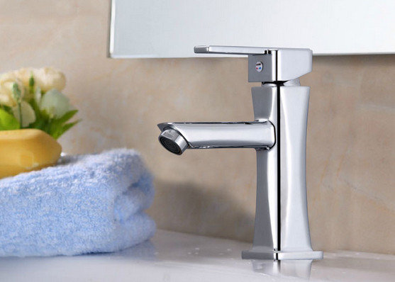 China Brass Single Hole Basin Faucet  from Faucet Factory Directly supplier