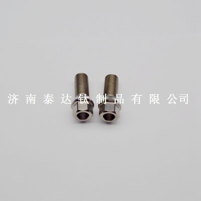 China Grade 5 titanium wheel lug bolts supplier