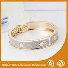 China Solid Brass 18K Gold Cuff Bangle Bracelets Fashion Jewelry Bangles distributor