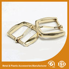 China Gold Metal Pin Buckle 25X34.7X38MM OEM Fashion Handbag Buckle Zinc Material distributor