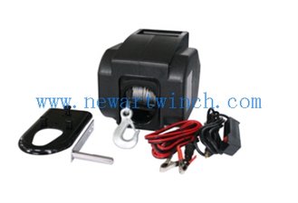 China 2000lbs Boat Winch Power In supplier