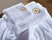 Wholesale Custom Embroidered Logo White Luxury Hotel Towels Bath Set 100% Cotton Towel