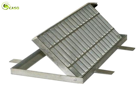 China Galvanized Sump Cover Grating Serrated Steel Grid Stair Treads With Angle Frame supplier