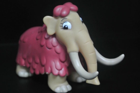 China Mammoth Elephant Collectible Vinyl Toys With Long White Tooth 8*7*5cm supplier