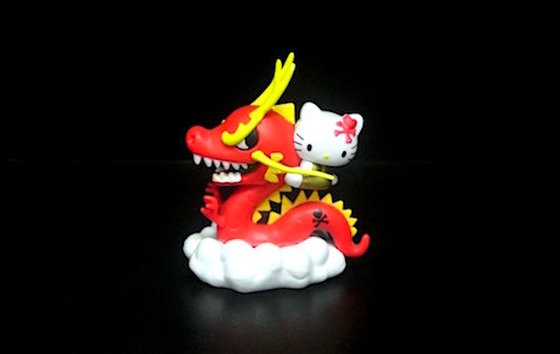 China Red Dragon Custom Plastic Toys Hello Kitty Figure With Chinese Dragon supplier
