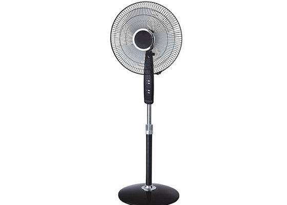 China CE CB Indoor Free Standing Electric Fans 3 Plastic Blade Oscillating High Velocity supplier