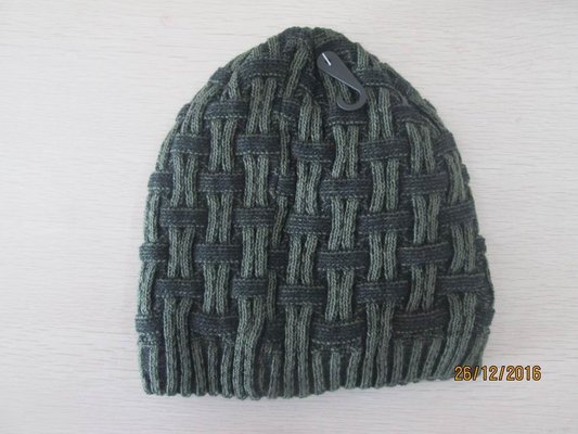 China Acrylic knitted hat with jacquard technology and fleece lining inside supplier