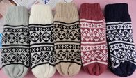 2017 Yiwu Wholesale Stock Keep Warm High Quality Hands Fashion Accessories  kids 100% Acrylic knit  mitten gloves