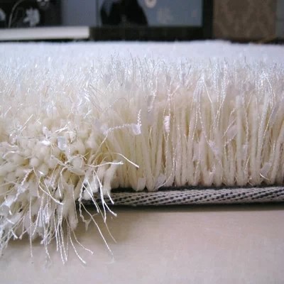 Quality polyester shaggy carpet / rug
