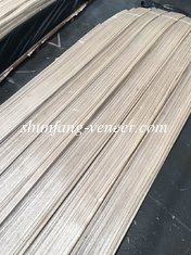 China Rift Paldao Wood Veneer 400 000M2 Available from Shunfang Veneer supplier