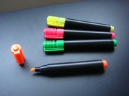 Multi colored fancy school highlighter marker