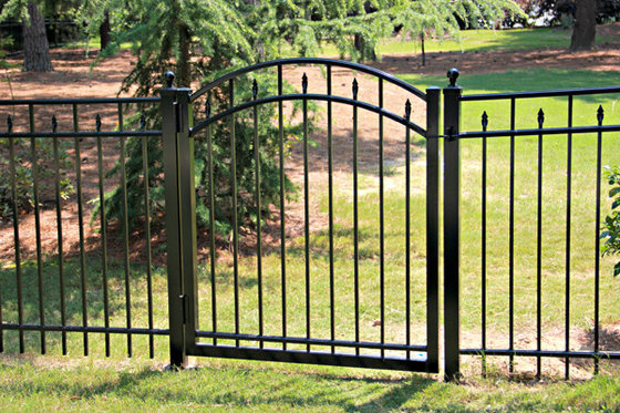 China Garden gate Aluminum swing gate fence gate supplier