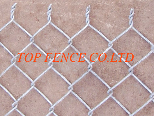 Galvanized Chain Link Fencing 55mm x 50mm x 4.00mm for residential