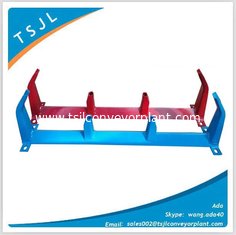 Conveyor frame bracket