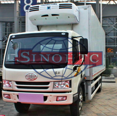 China 8 - 12 Tons Refrigerated Box Truck , 6 Wheels 4x2 Drive Freezer Box Truck supplier