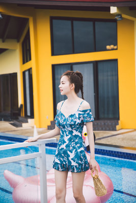 China Plunge Neckline Tiered Layer Top With Shoulder Off One Piece Swimwear supplier