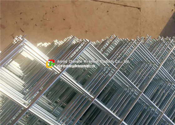China Diagonal Square Hole Welded Wire Mesh Electro Galvanized For Ornamental / Building supplier