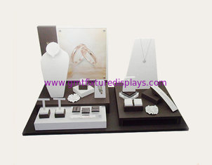 China Wholesale Good Quality Acrylic &amp;MDF Jewelry Display Set Counter Jewellery Stand supplier