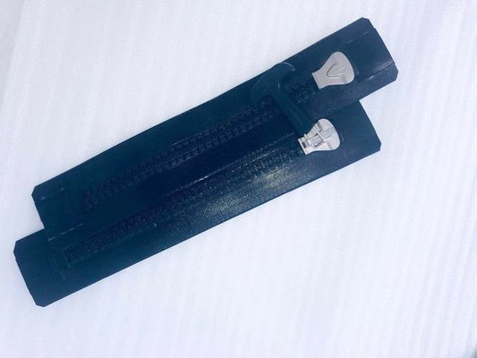 China NO.8 100% Airtight  zipper  Waterproof Zipper Close End 9&quot; Weldable to PVC fabric supplier