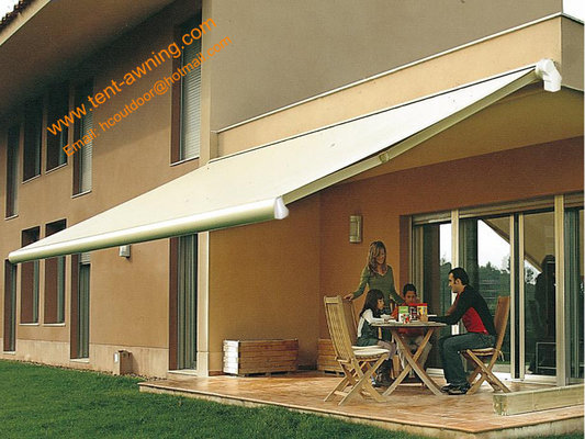 China Outdoor Motorized  Awning Customized Sizes Retractable Half  Cassette Awnings supplier