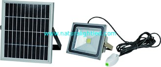 China 3 years warranty manual switch control solar led flood light supplier