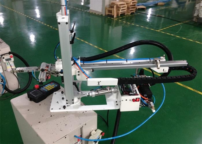 Swing Robot Arm Manipulator For Vertical Molding Machine