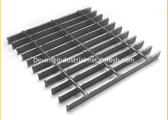 China Factory Direct Sale Hot Dip Galvanized Steel Grating Weight 30x3 Galvanized Steel Grating supplier
