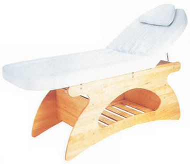 Fixed Electric Beauty Parlour Facial Bed Adjustable With Solid Wood Materials supplier