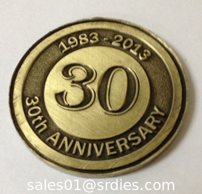 Exquisite painted metal anniversary coins, alloy anniversary coins with painted designs, supplier